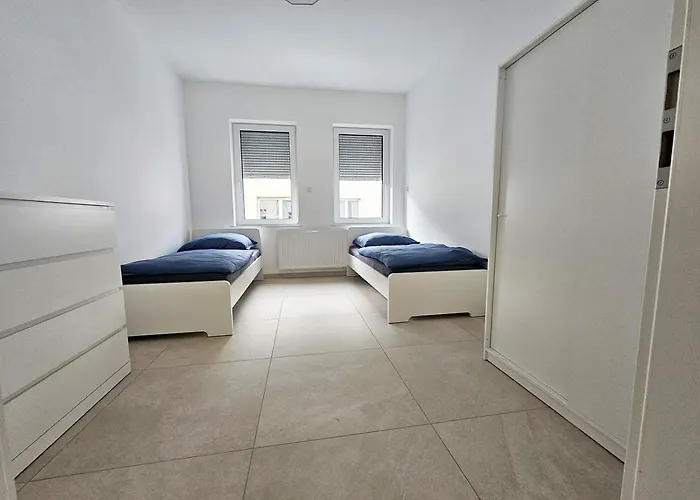 Work & In Lejlighed *