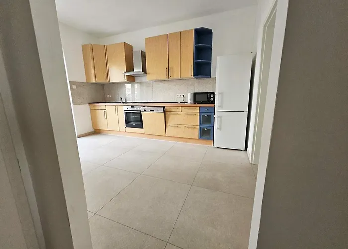 Work & In Lejlighed *