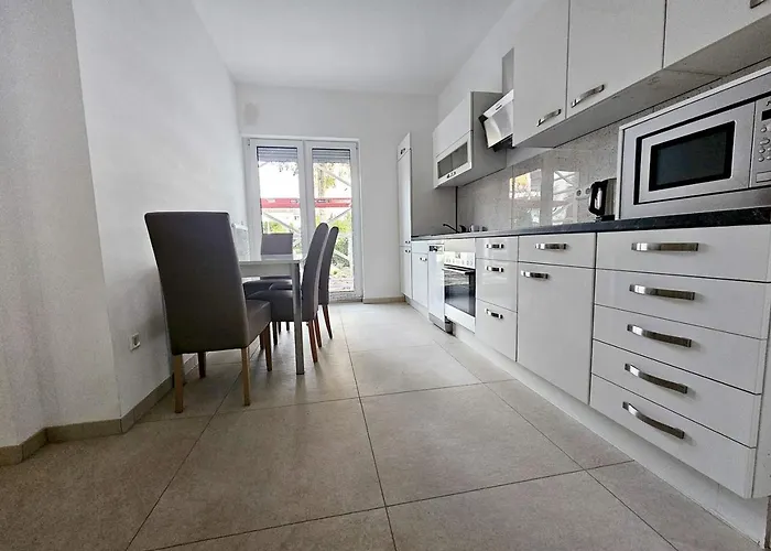 Work & In * Troisdorf